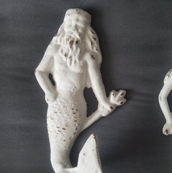 Cast Iron Distressed Mermaid Towel Holders - Picture 3 of 5